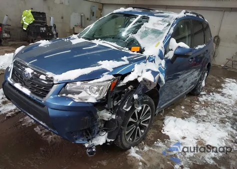 2017 Subaru Forester 2.0Xt Touring z USA, uszkodzony, nr VIN JF2SJGWCXHH528515